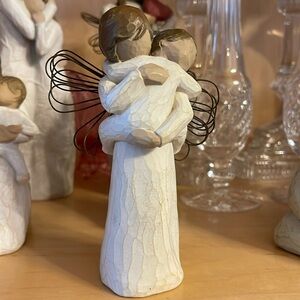 Vintage Willow tree 2002 Angel’s Embrace , mother and son
